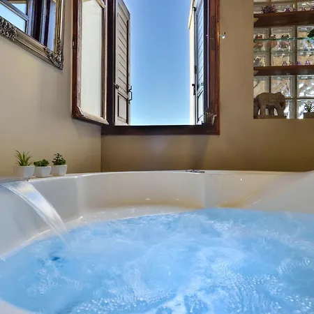 Thalassa Mou Seafront Apartment