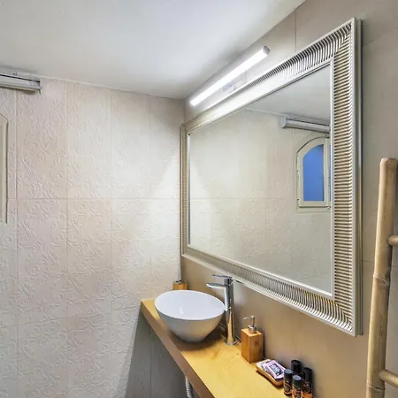 Thalassa Mou Seafront Apartment Chania (Crete)