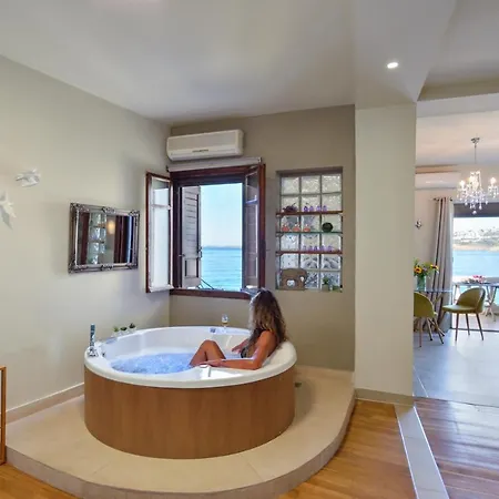 Thalassa Mou Seafront Apartment *